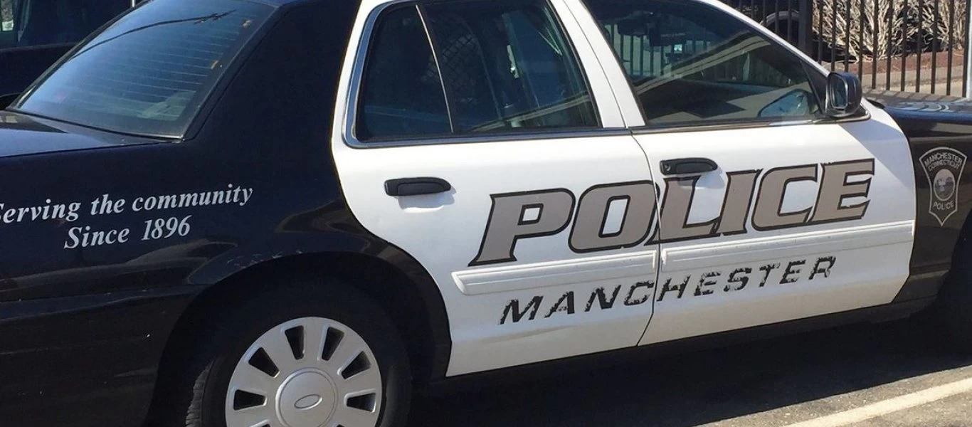 Μάντσεστερ: Εντοπίστηκαν 3 πτώματα σε σπίτι - Άγνωστη η αιτία θανάτου